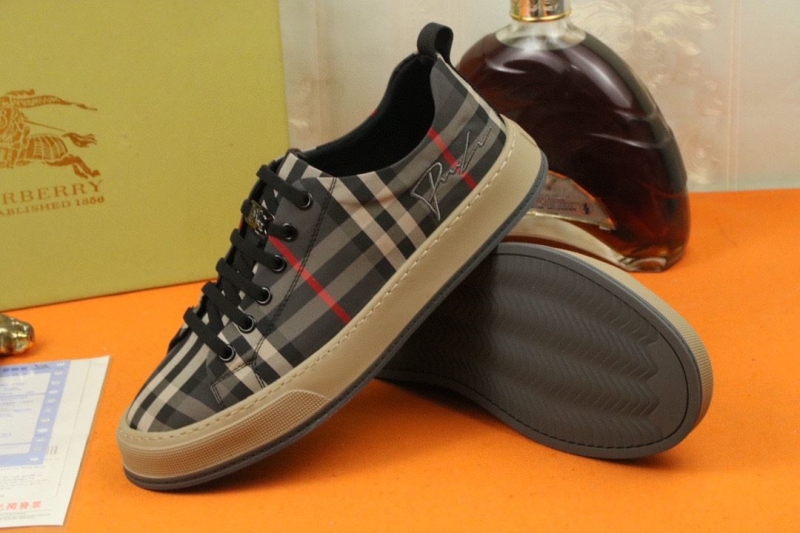 Burberry Sneakers